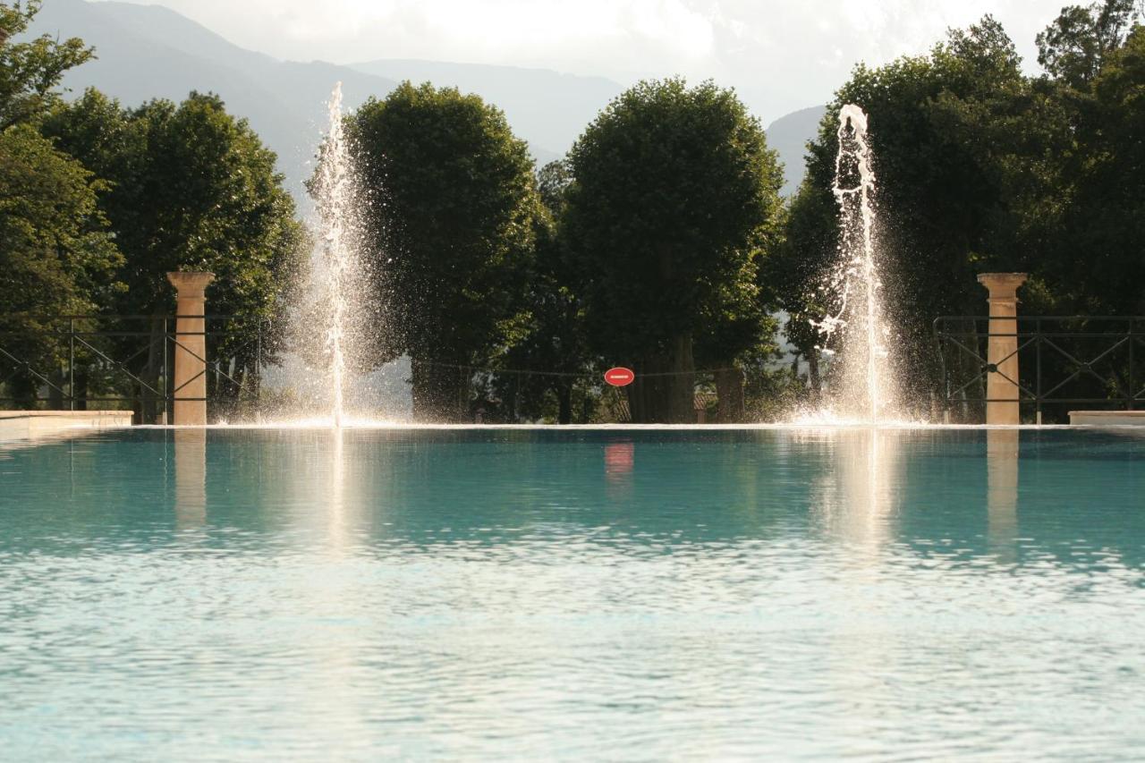 Appartement Chateau Des Gipieres Montbrun-les-Bains Eksteriør bilde