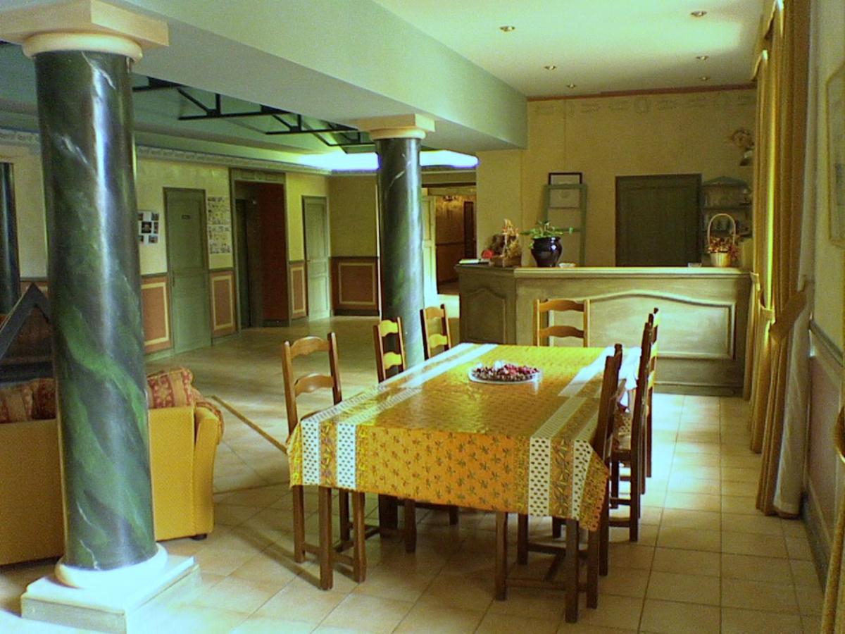 Appartement Chateau Des Gipieres Montbrun-les-Bains Eksteriør bilde